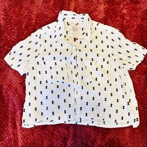 ☀️SO collared & cropped blouse